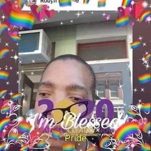 Meet your Posher, Robyn